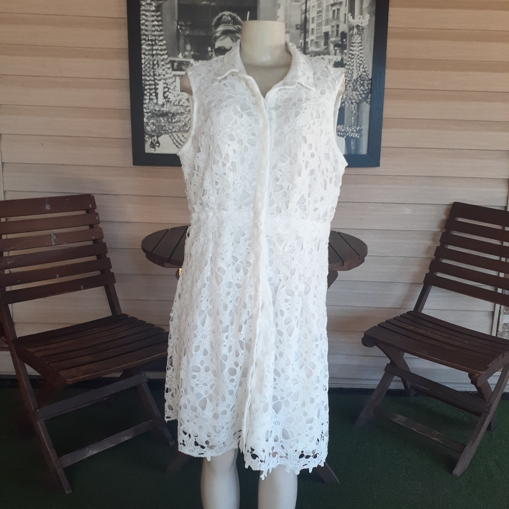 J. Glee Floral Button up Lace White Dress Size L